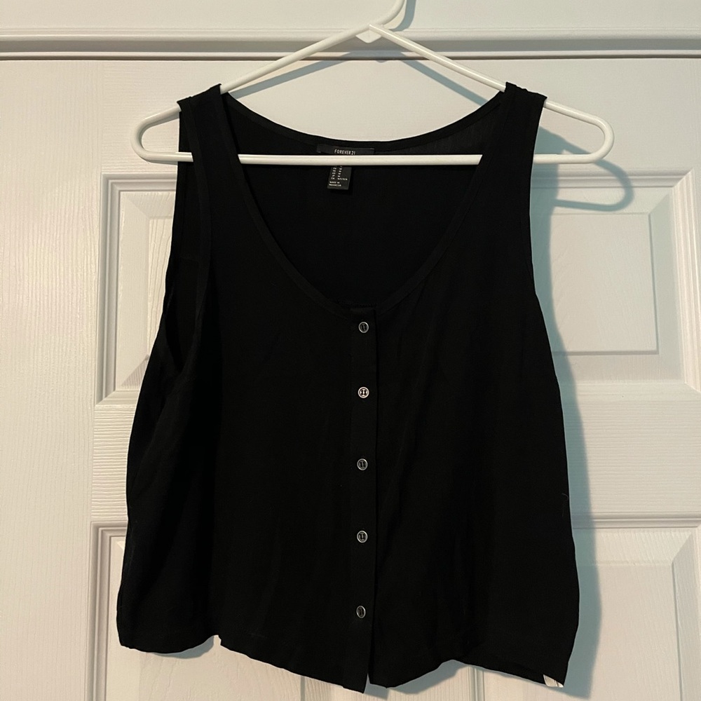 F21 Black button Tank